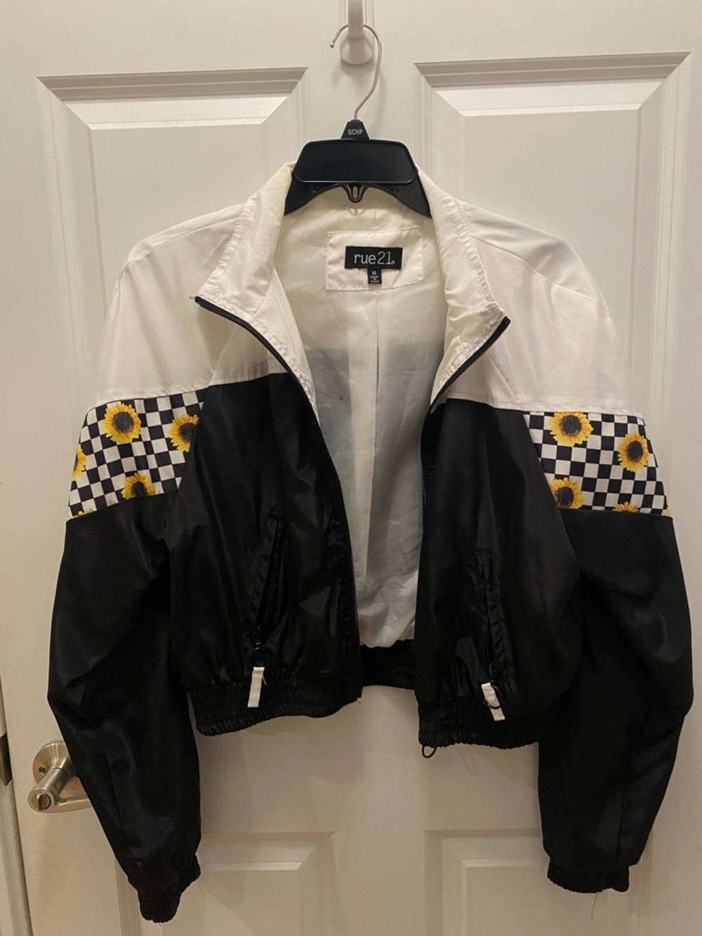 Rue 21 Women's White and Black Lightweight Jacket